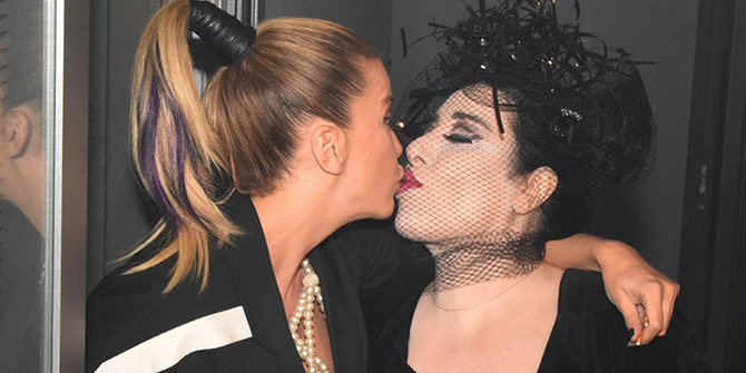 İvana ile Nurella, dudak dudağa!