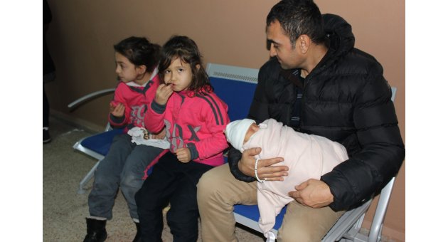 İZMİR'DE 91 GÖÇMEN OPERASYONLA YAKALANDI