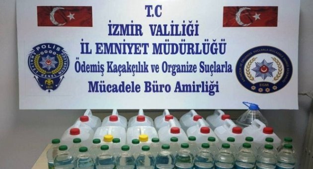 İzmir'de 95 Litre Sahte Rakı Ele Geçirildi