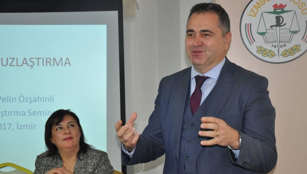 İZMİR BAROSU’NDAN UZLAŞTIRMA SEMİNERİ