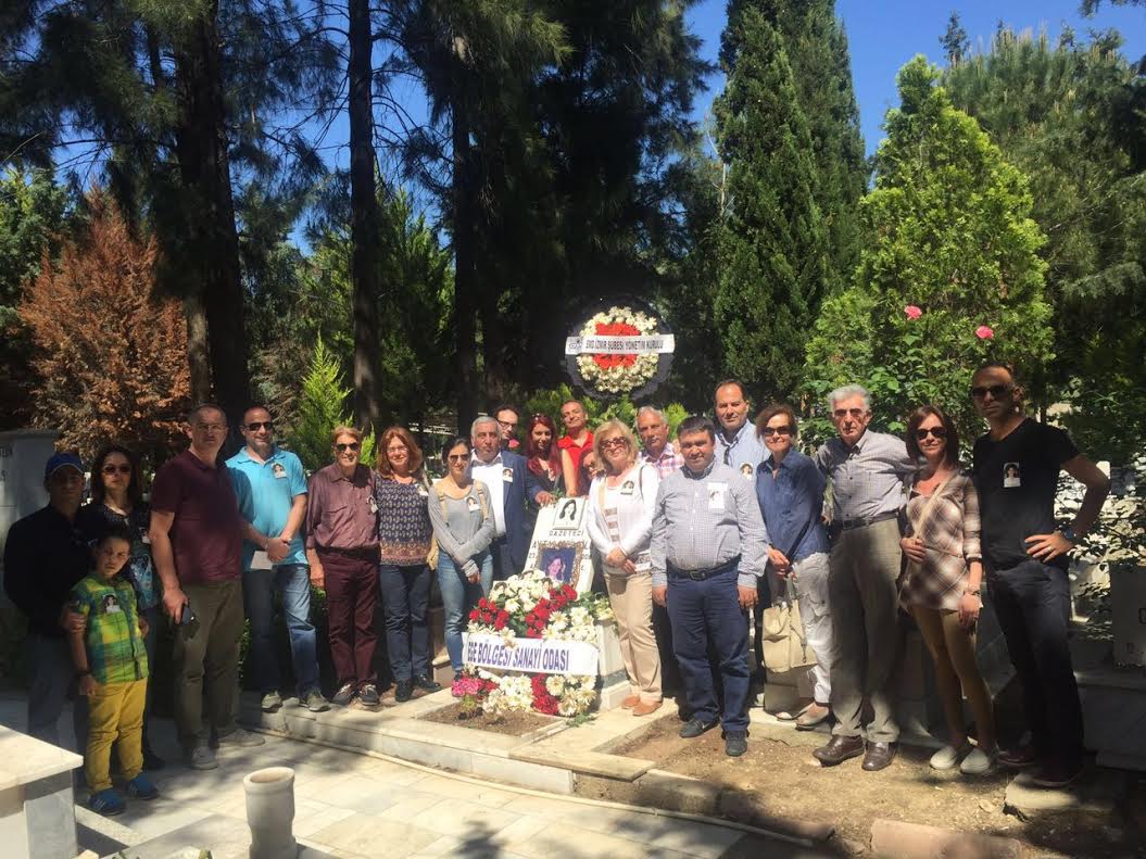 İzmir basınının Aytaç Ablası vefatının 16. yıldönümünde anıldı