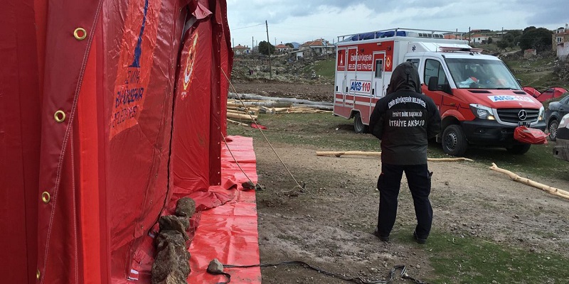 İzmir&#039;den Çanakkale&#039;ye yardım eli