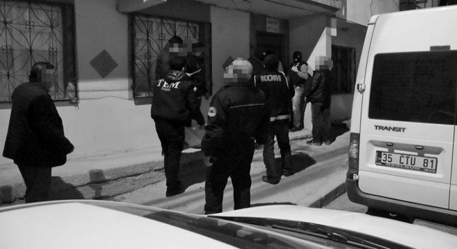 İzmir&#039;de PKK&#039;ya eş zamanlı Operasyon