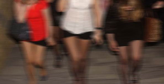 İzmir'de Zorla Fuhşa Operasyon