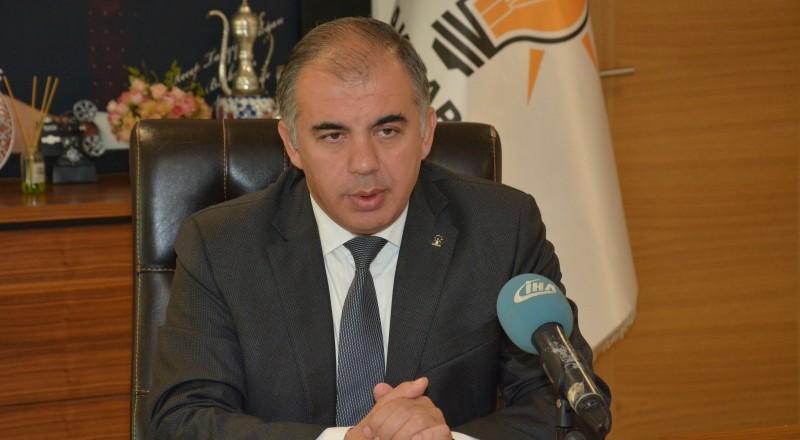 İZMİR’E AK PARTİ AŞISI