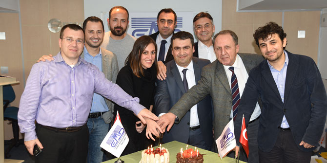 İzmir ekonomi basını mutlu anlarda buluştu