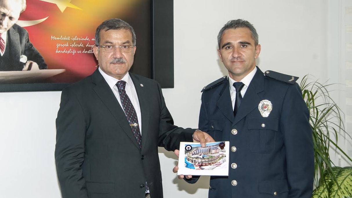 İzmir Emniyet Müdürlüğü Ayın Polisini Seçti