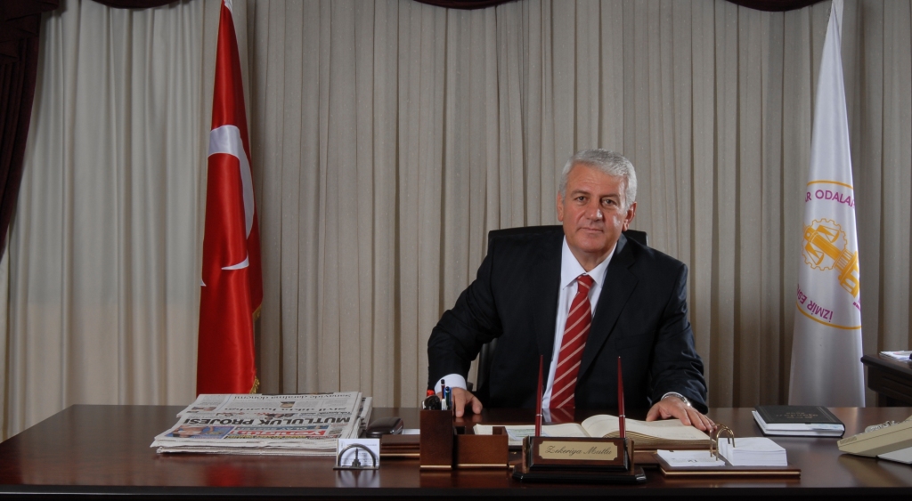 İzmir esnafından Davutoğlu’na prim teşekkürü…