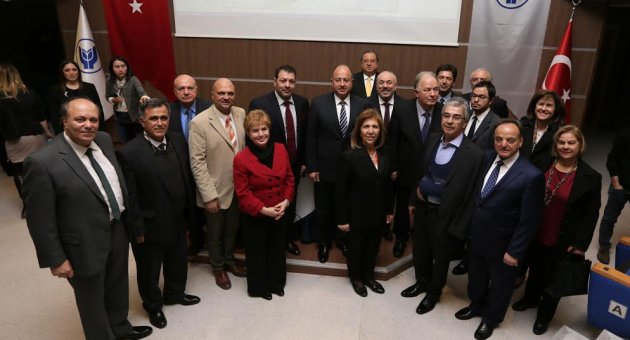 İzmir’in konsolosları Yaşar’da bir araya geldi