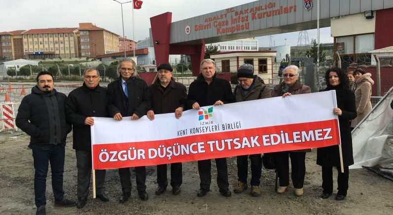 İzmir Kent Konseyleri Birliği Silivri Nöbetinde