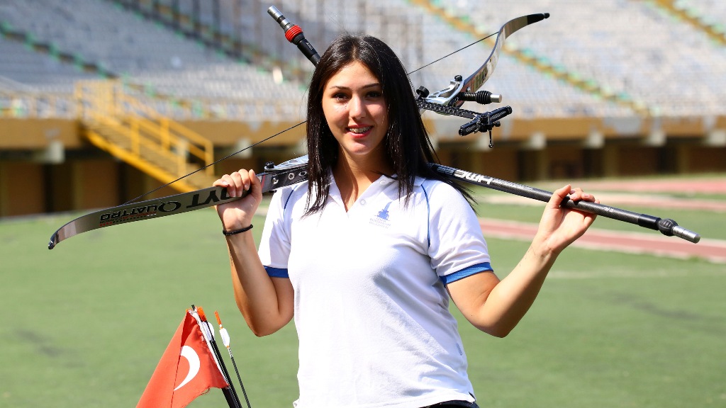 İzmirli Ecem Anagöz, Türkiye'yi Olimpiyatlarda Temsil Edecek