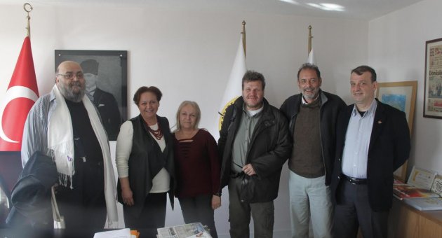 İzmirli ve Selanikli gazeteciler arasında dönüşüm programı için ilk adım atıldı.