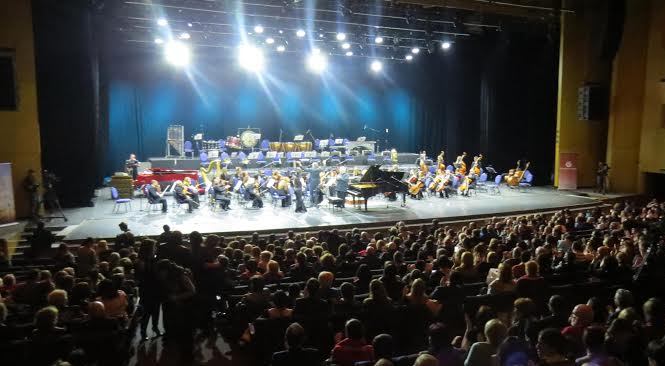 İzmir Senfoni müziğiyle Tiflis’i büyüledi