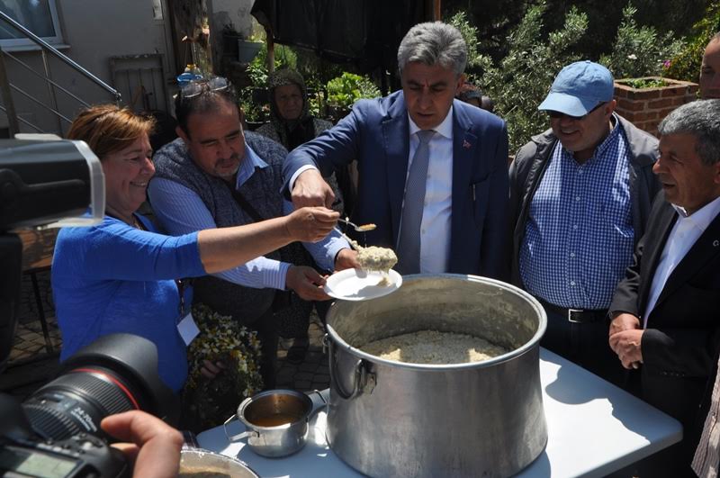 İzmir yöresel pazarına kavuşuyor