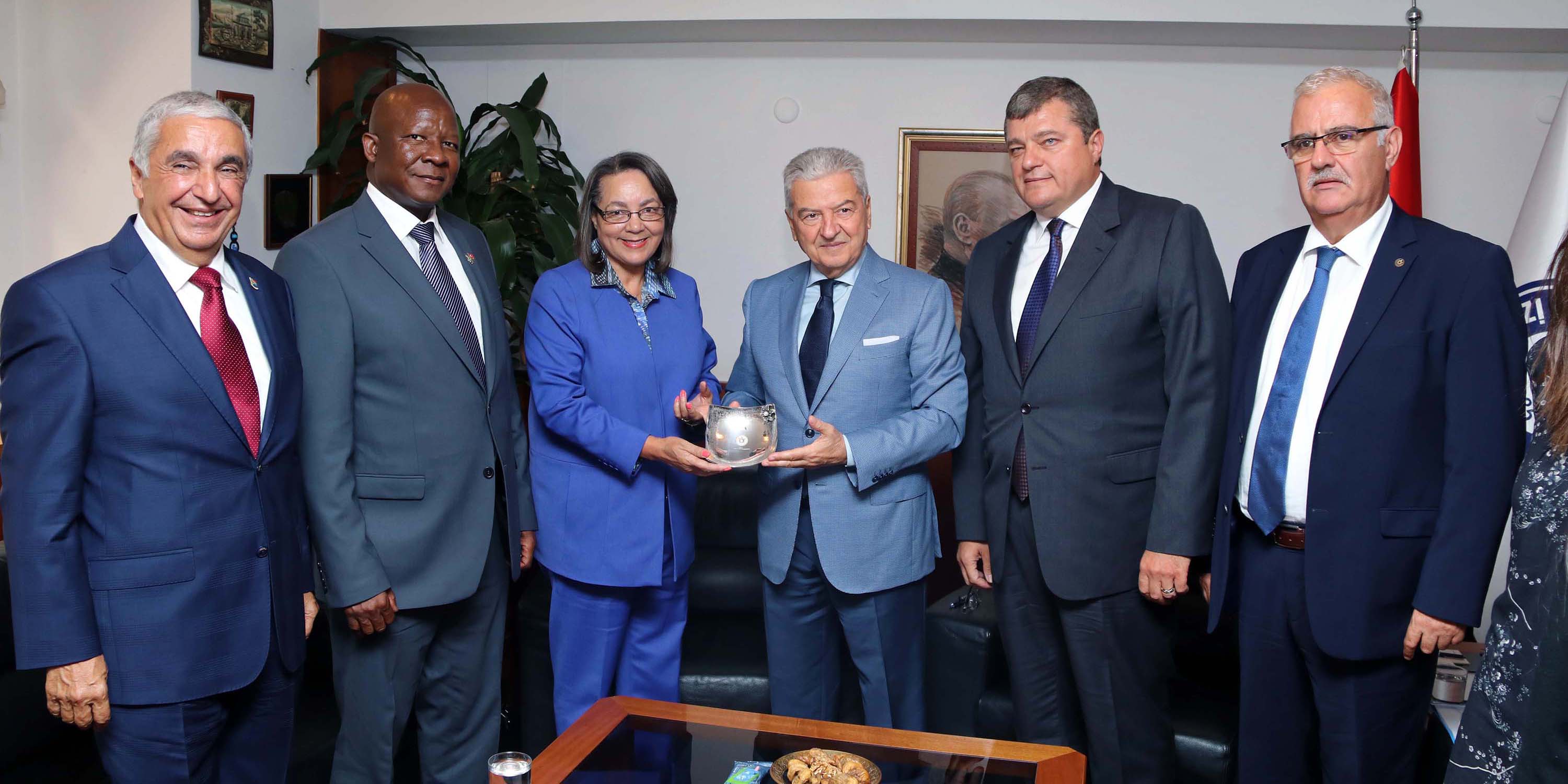 İzmir ziyaretlerinden umutlu ayrıldılar