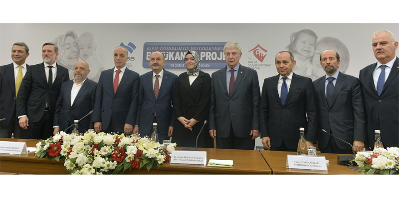 Kadınlarımıza ne yapsak az