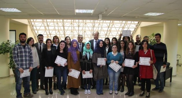 Kadın ve erkek eşitlenmeyi bekleyen iki çeşi