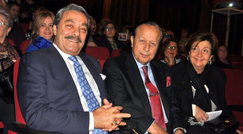 KADİR İNANIR, JÜLİDE KURAL’I İZLEDİ…