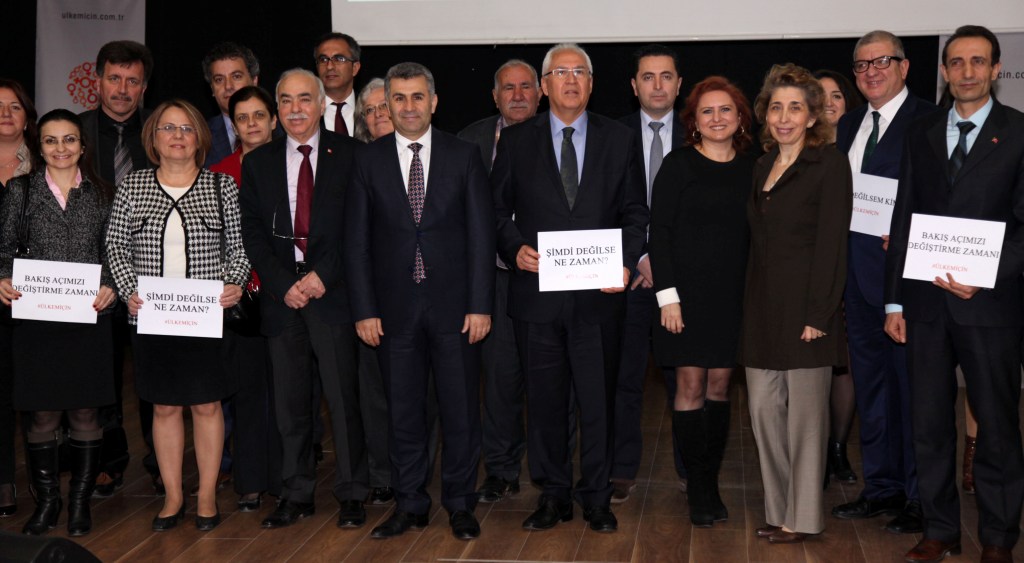 Karabağlar’da 'Hepimiz Biriz, Eşitiz' semineri