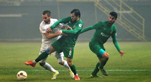 Karşıyaka Akhisar'ı mağlup etti
