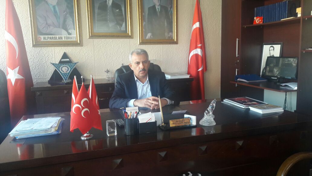 Karşıyaka Belediyesi Cumhuriyet değerlerine sahip çıkmıyor