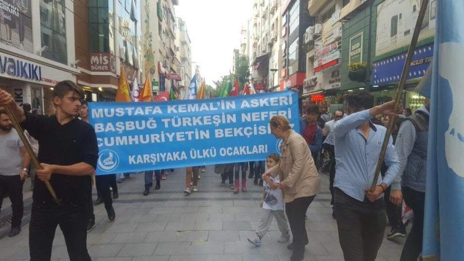 Karşıyaka Cumhuriyet Yürüyüşü