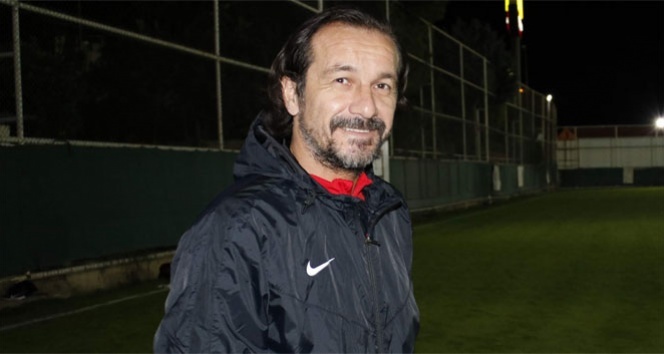 Karşıyaka, Yusuf Şimşek ile anlaştı