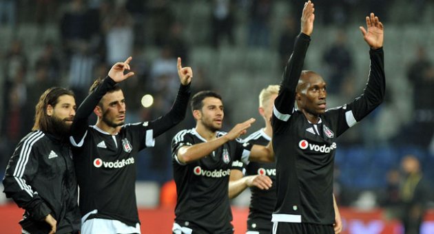 Kartal 'Osmanlı Stadı'nda' uçuyor