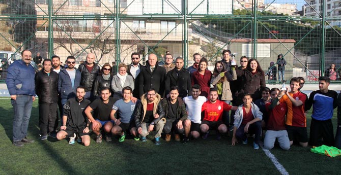 Kazanan Dostluk Oldu 