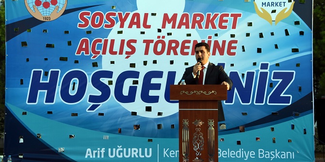 Kemalpaşa&#039;da sosyal market açıldı