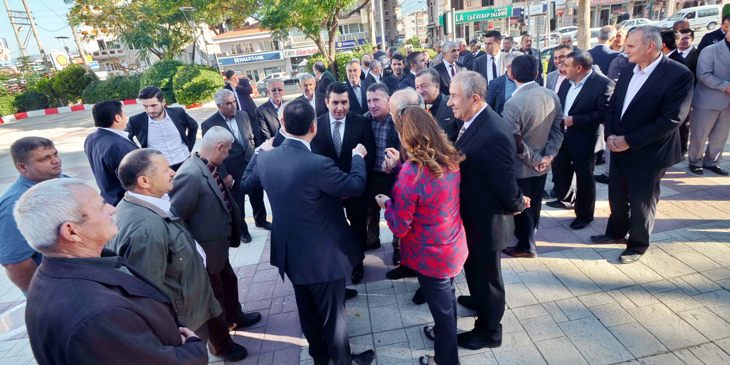 KEMALPAŞA MUHTARLARI UNUTMADI