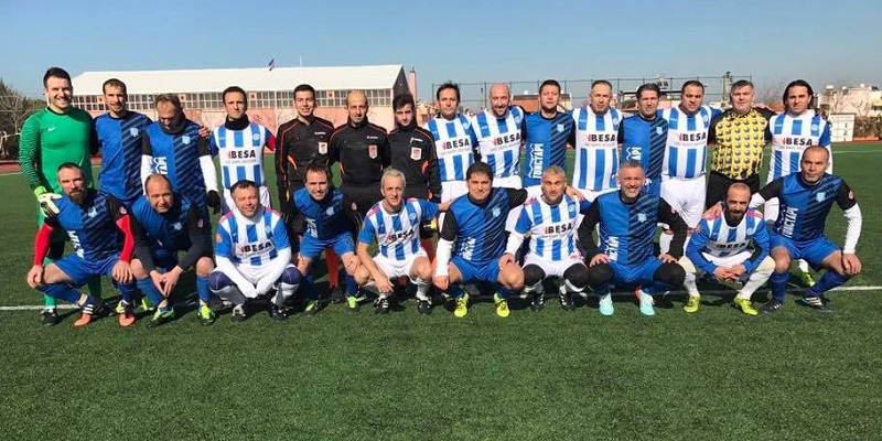 KENDİ SAHALARINDA DOKUZ GOL YEDİLER DOSTLUKTAN VAZGEÇMEDİLER