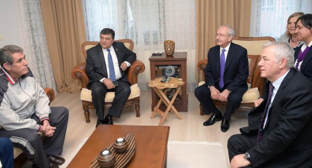 Kılıçdaroğlu'ndan İzmir'de Hasta Ziyareti