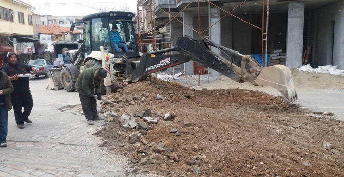 Kırkağaç Merkezine Parke Taşı 