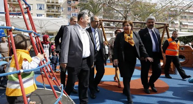 Konak'ın semt merkezleri çoğalıyor