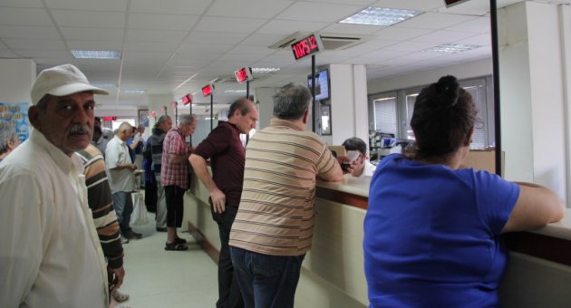 Konak’ta vezneler haftasonu da açık