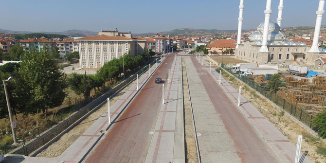 Kula'da Modern Caddelerle Yeni Görünüme Kavuştu