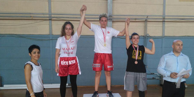 Kulalı Kızlar Kick Boks'ta Tarih Yazdı