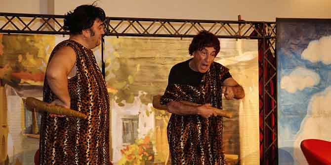 Kulalıları Kahkahaya Boğuldu