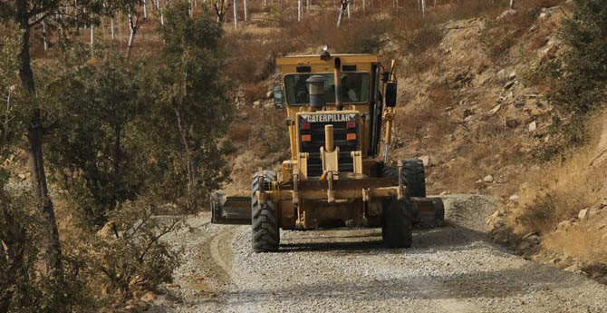 Manisa&#039;da Mahallelerin Yol Sorunları Çözülüyor