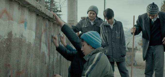 Mavi Bisiklet Dünyayı Pedallıyor