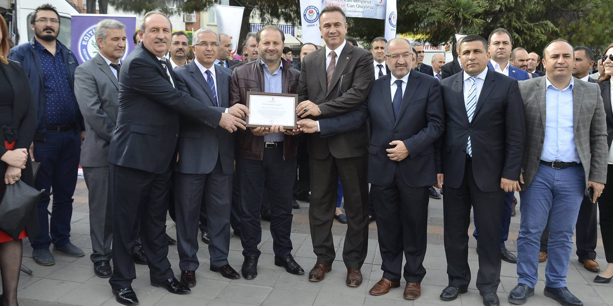 Memur-Sen İzmir, Türkiye&#039;ye can oldu