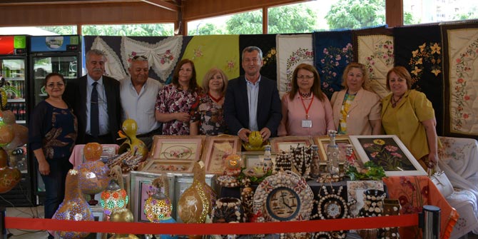 Menemenli kadınlar ürettikleriyle göz doldurdu