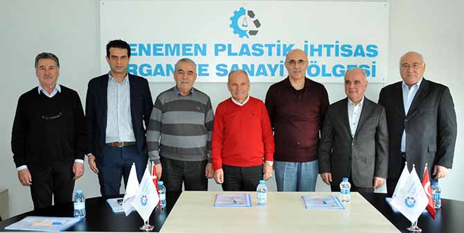 MENEMEN PLASTİK İHTİSAS OSB ULAŞIM İÇİN ÇÖZÜM BEKLİYOR