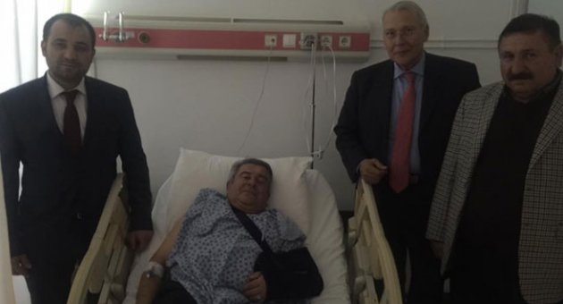 Merdivenlerden düşen başkan hastaneye kaldırıldı