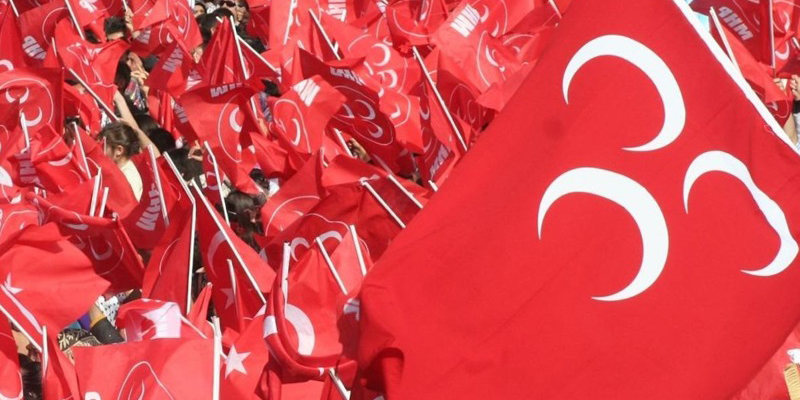 MHP'de şok! Tüm teşkilat istifa etti!