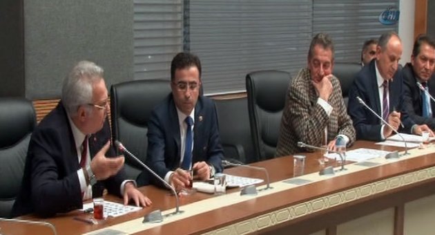 Milli Savunma Komisyonu'nda usül tartışması