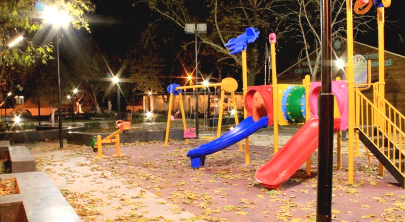 Mimar Sinan Parkı Büyükşehirle Aydınlanıyor