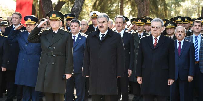 Minnetle, şükranla, rahmetle..