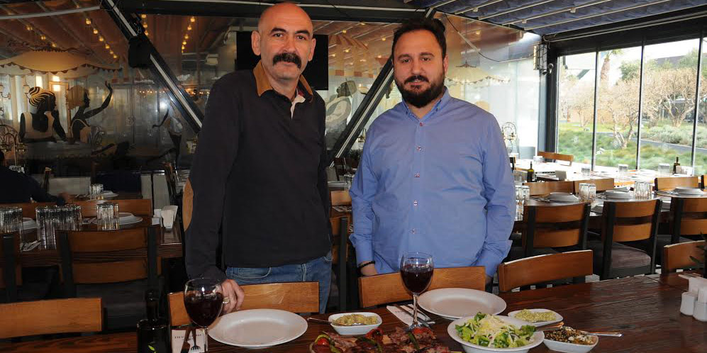 MOSTARİ'DE YAZ GECELERİ BİR BAŞKA